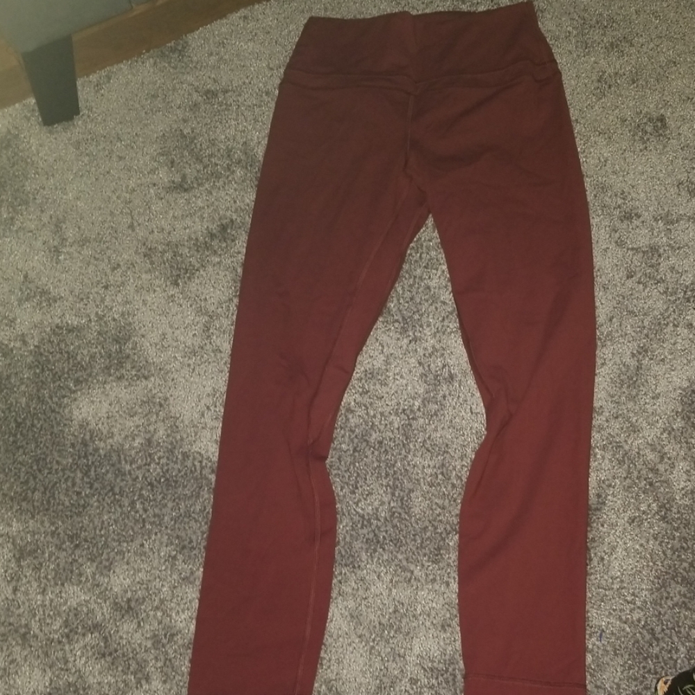 Crazy yoga maroon legging capris